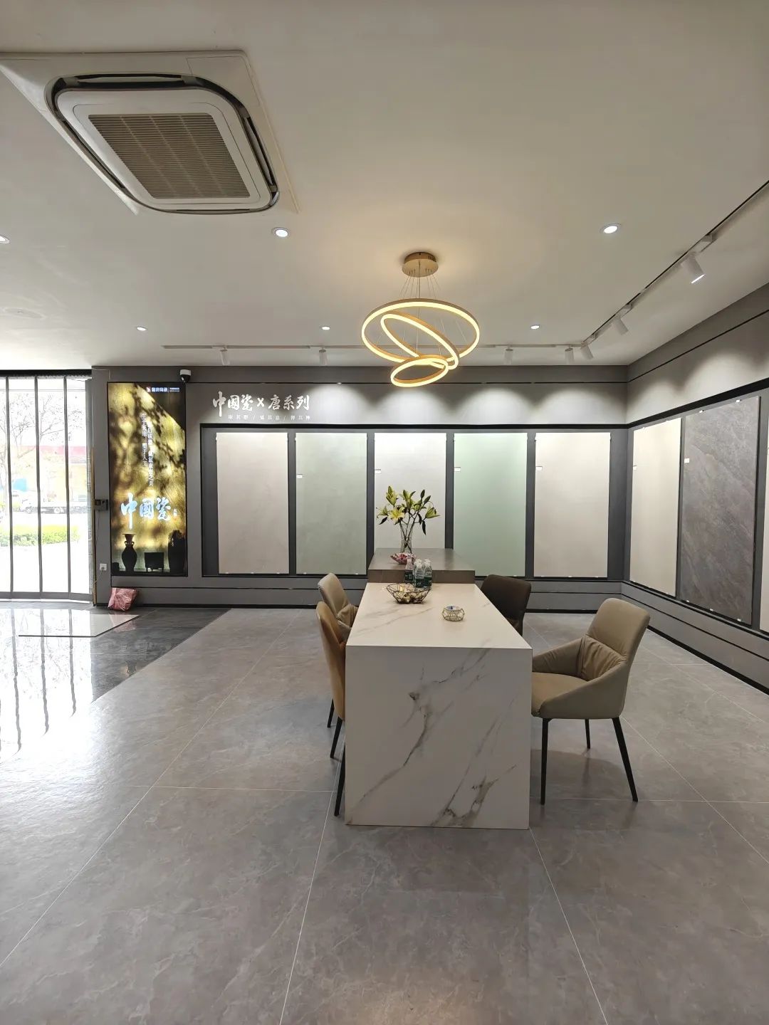 觊发k8旗舰厅50周年 门店风采｜高碑店觊发k8旗舰厅陶瓷：缔造品质家居新典范(图4)